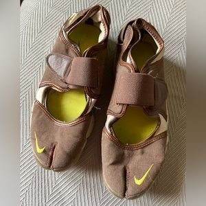 Nike Air Rifts